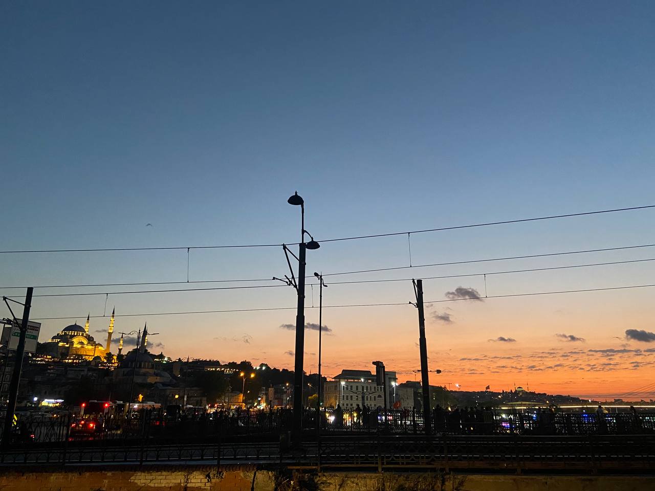 Жительница Владимира Анна Торосян с апреля живет в Стамбуле. За прошедшие месяцы у нее уже сложилось свое представление о том, чем же он отличается от родного города. Итак, погружаемся в атмосферу Турции и узнаем о ее столице все самое интересное.