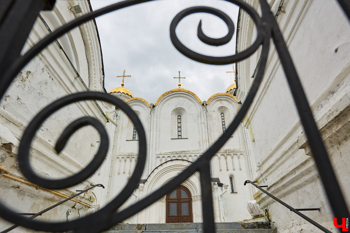 Владимирскую область покажут в эфирах крупных телеканалов страны, причем сразу трех. Готовы рассказать о том, кто из ведущих побывал в нашем регионе и, собственно, что здесь снимали.
