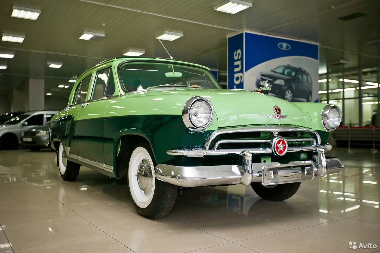 «Ключ-Медиа» продолжает рассказывать вам об интересных предложениях, что регулярно появляются на популярном интернет-сервисе товаров и услуг. На этот раз наш выбор пал на ретроавтомобили, которые можно приобрести в областном центре.