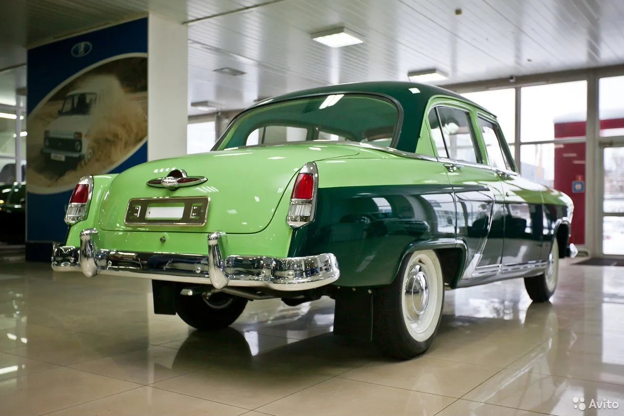 «Ключ-Медиа» продолжает рассказывать вам об интересных предложениях, что регулярно появляются на популярном интернет-сервисе товаров и услуг. На этот раз наш выбор пал на ретроавтомобили, которые можно приобрести в областном центре.