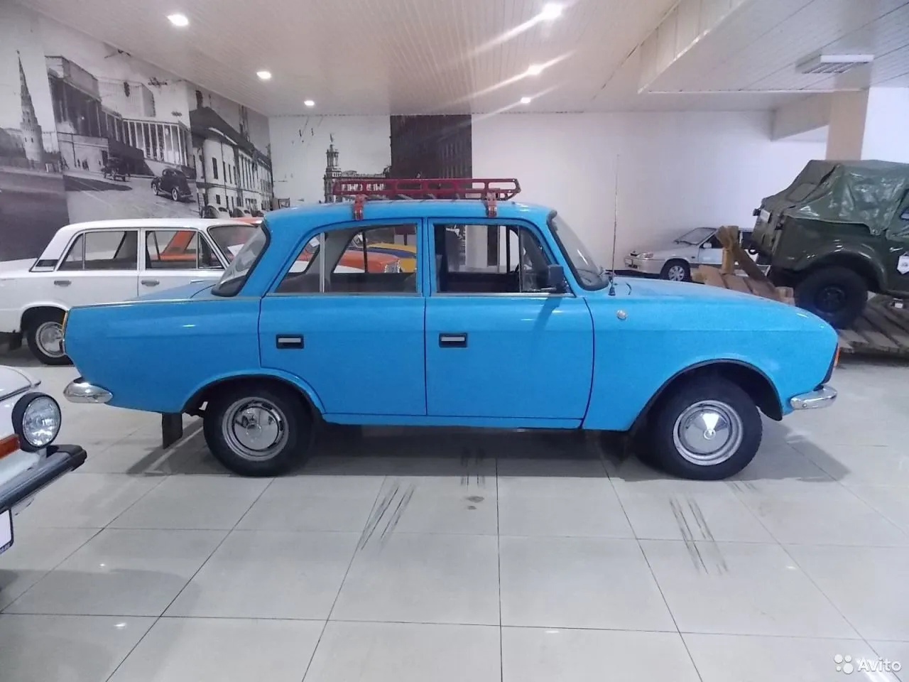 «Ключ-Медиа» продолжает рассказывать вам об интересных предложениях, что регулярно появляются на популярном интернет-сервисе товаров и услуг. На этот раз наш выбор пал на ретроавтомобили, которые можно приобрести в областном центре.