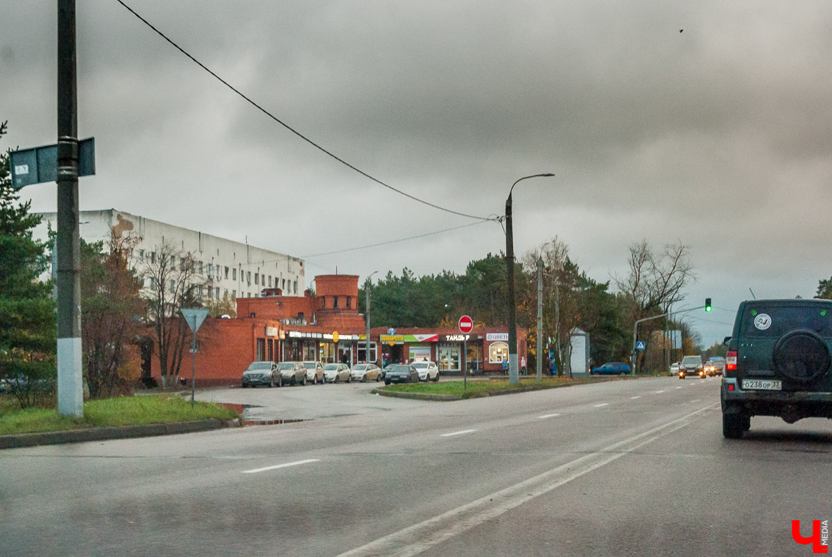 Пустыри в городе постепенно обрастают стройками. Работы одновременно ведутся на самых разных площадках. И какие-то объекты даже близки к завершению. «Ключ-Медиа» проехался по самым знаковым точкам.