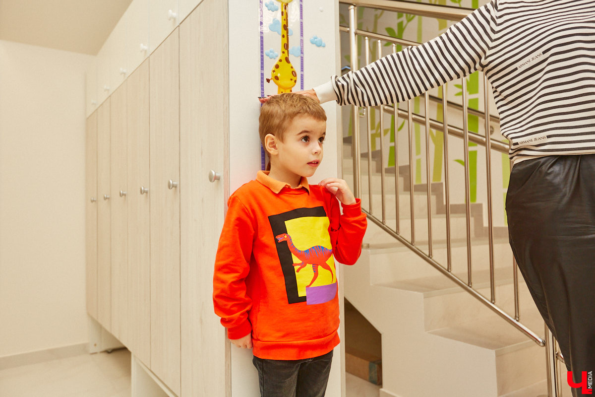 22 октября во Владимире состоится день открытых дверей в новом частном детском саду «Панда», который находится на огороженной территории двухэтажного коттеджа. Посетить это мероприятие стоит хотя бы потому, что всегда лучше один раз увидеть, чем сто раз услышать! Ну а пока мы, воспользовавшись радушием заведующей частным садом, в числе первых заглянули к ним на экскурсию.