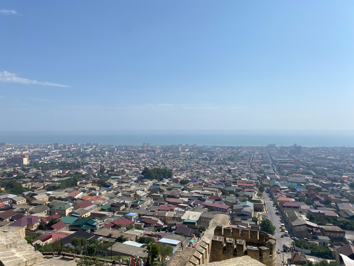 Владимирец Антон Щедрин не просто рассказал «Ключ-Медиа» о своих кавказских каникулах, но и порекомендовал места, которые стоит посетить в первую очередь, если времени в обрез.