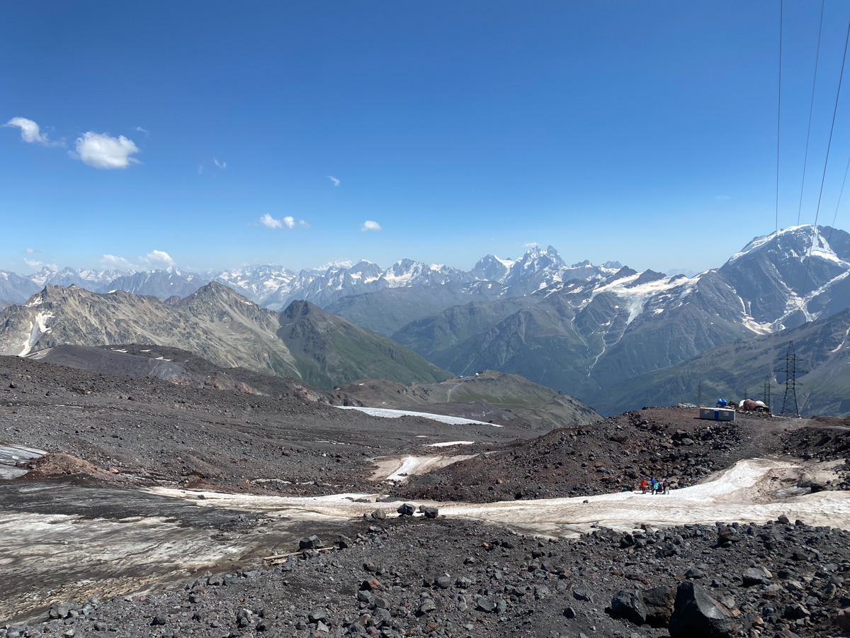 Владимирец Антон Щедрин не просто рассказал «Ключ-Медиа» о своих кавказских каникулах, но и порекомендовал места, которые стоит посетить в первую очередь, если времени в обрез.
