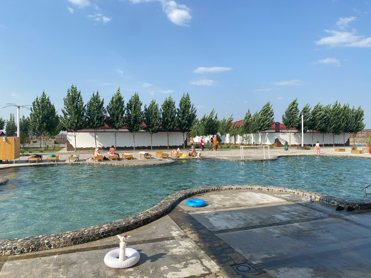 Владимирец Антон Щедрин не просто рассказал «Ключ-Медиа» о своих кавказских каникулах, но и порекомендовал места, которые стоит посетить в первую очередь, если времени в обрез.