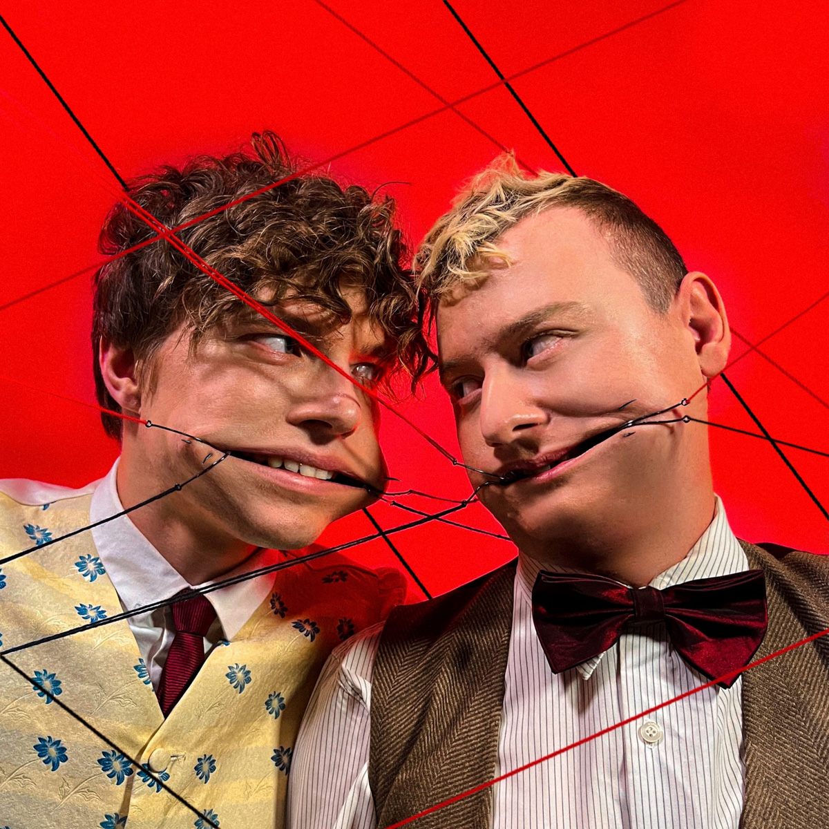 В условиях новой реальности творцы усиленно ищут в себе силы для созидания, концерты стихийно отменяются, а играющие на инструментах молодые люди боятся лишний раз показываться на публике. Но музыка вечна. И, что интересно, несколько хорошо известных владимирцам коллективов вышли из длительного творческого отпуска с новыми релизами!