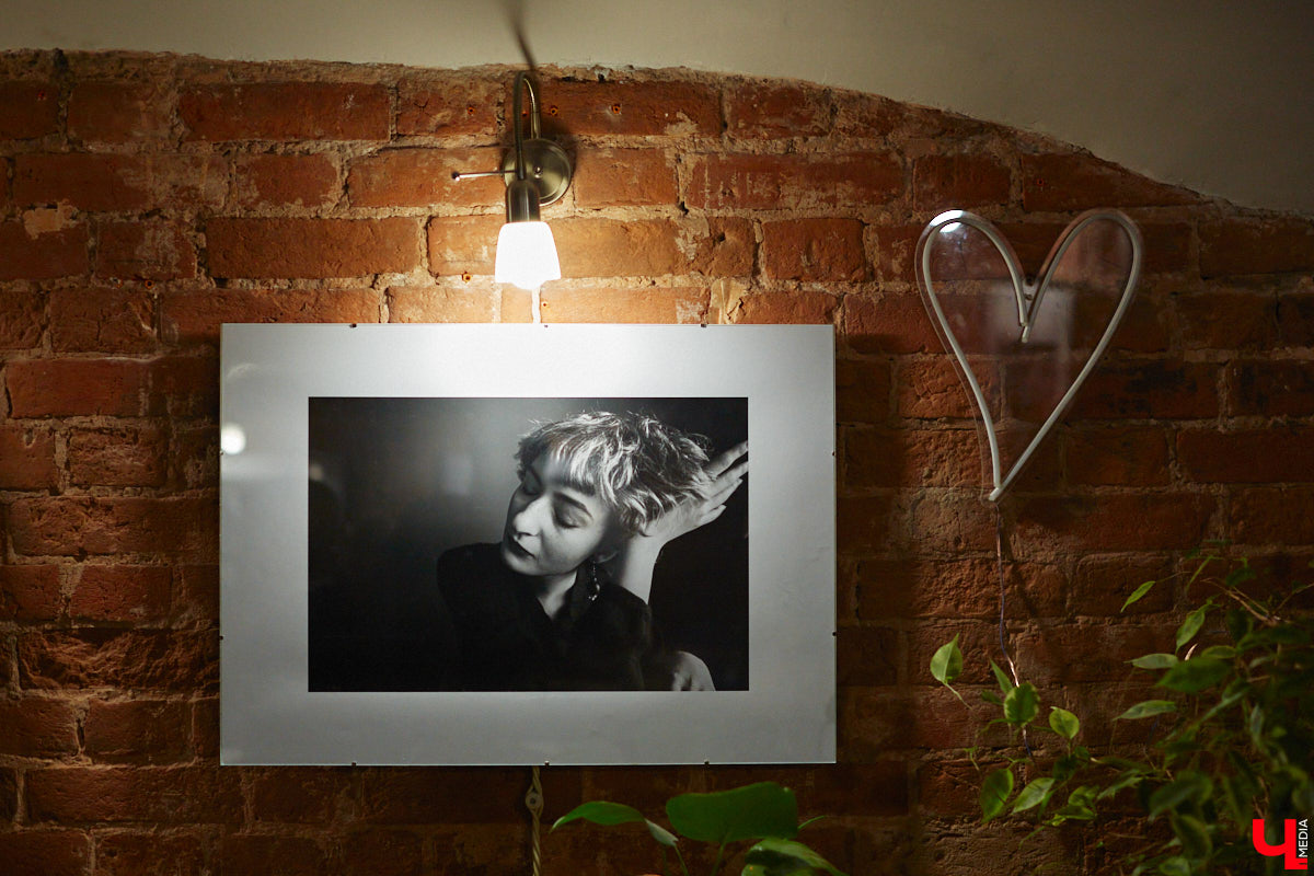 Владимирские врачи поддержали всемирную акцию в защиту женского здоровья «Розовый октябрь», объединив актуальные вопросы медицины, современное искусство и арт-терапию.