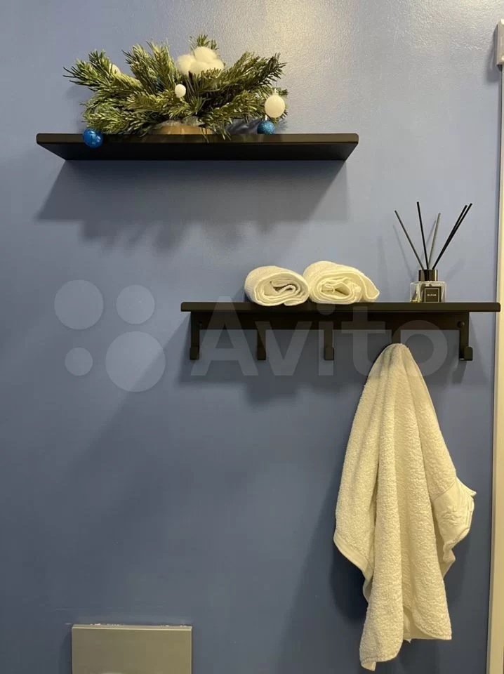 Сегодня мы вам покажем самые стильные квартиры, которые на данный момент сдают посуточно во Владимире. Все три объекта расположены в историческом центре. В свое время их владельцы сделали там современный ремонт, превратив стандартное жилье в «конфетку».