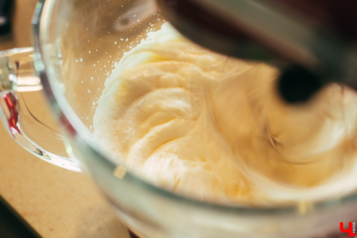 Жители региона определились с лучшими рецептами любимых семейных блюд. По итогам онлайн-голосования 33 из них вошли в книгу «Кулинарные сказки Владимирской области». Предлагаем узнать, какие именно.