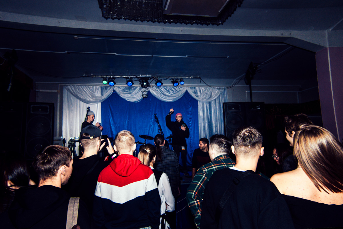 Воодушевившись успехом от проведения первого крупного скейт-контеста в Кольчугино, братья Бердичевские решили самих себя переиграть: устроить в этом году трёхдневный ивент на два города (включая Владимир), посоревноваться, отдохнуть и раскачать ДК. Всё это при участии звёздных райдеров, количество которых должно было увеличиться... Но концепт оброс множеством но. Неделю назад «Скейт-провинция» всё-таки состоялась, правда, фест вышел из-под контроля и завершился локальным скандалом.