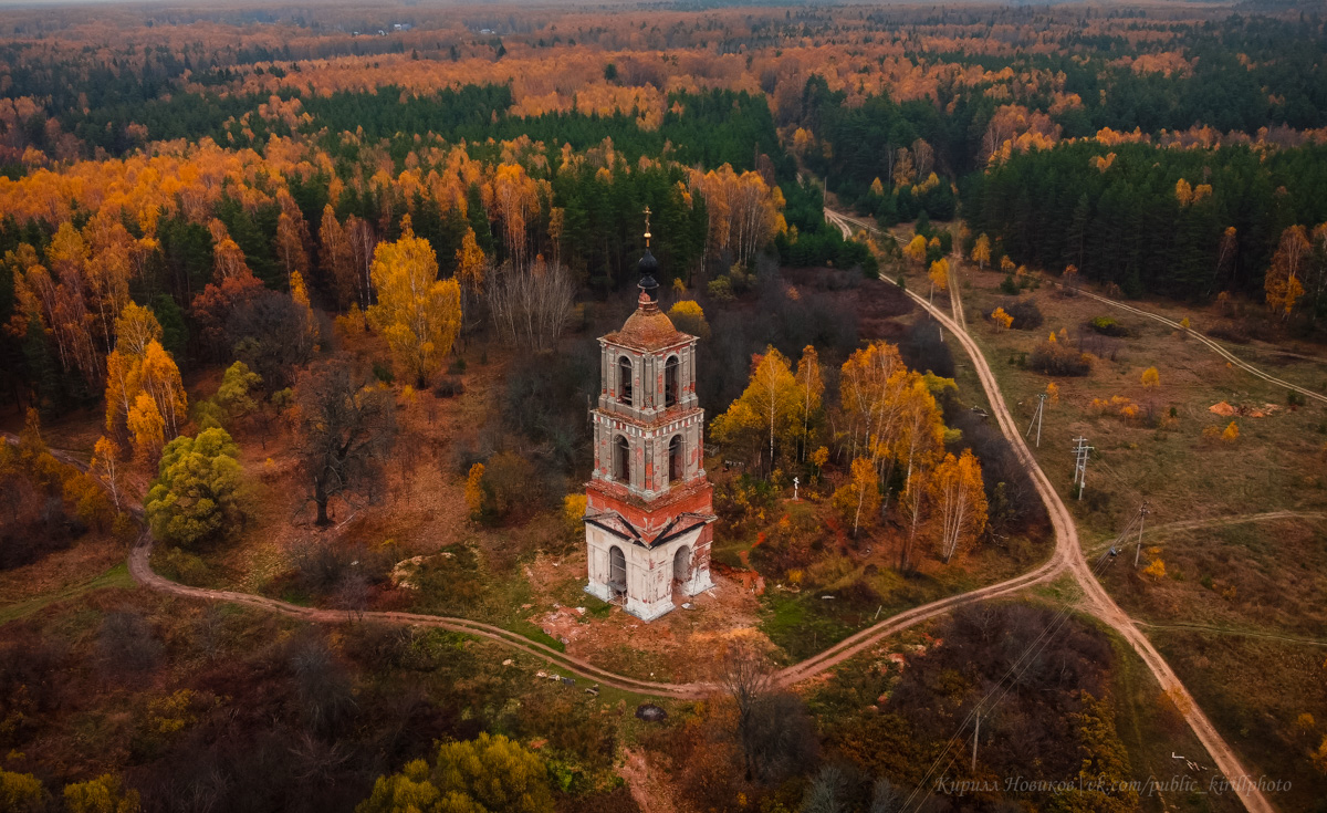 Любой фотограф на вопрос «Что такое осень?» ответит, в первую очередь, что это возможность сделать прекрасные кадры. Например, так считает Кирилл Новиков, который предоставил нам огромное количество невероятно живописных снимков региона, раскрашенного золотыми красками.