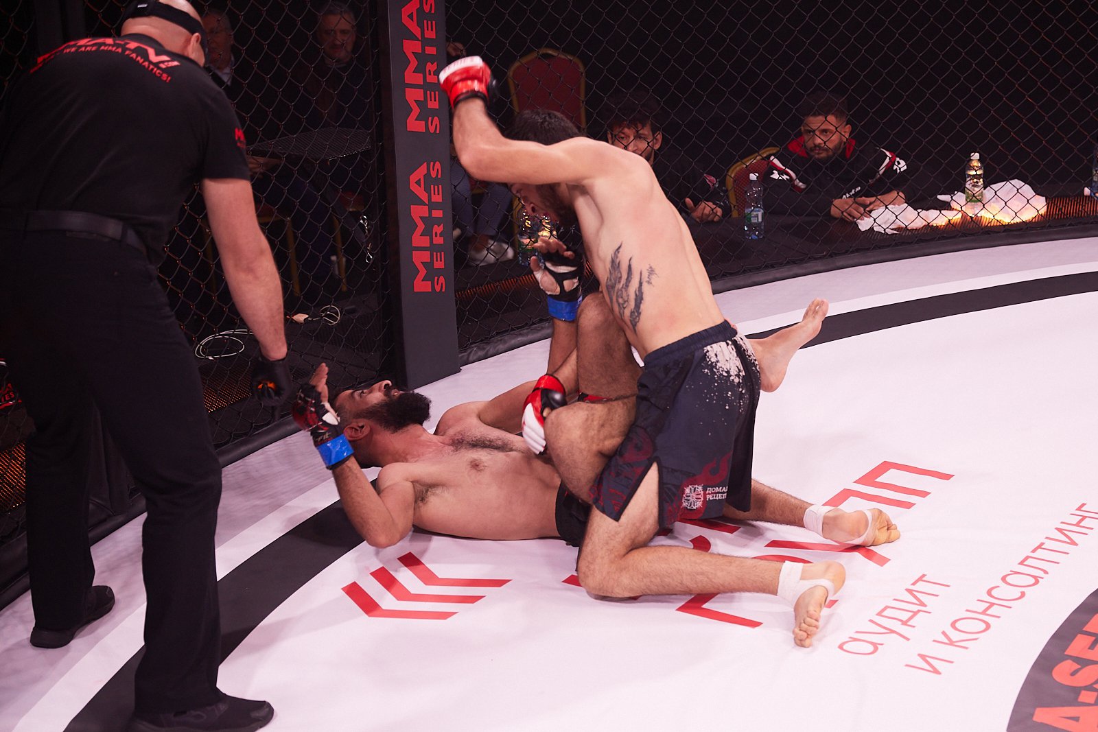 Еще один муромский боец стал обладателем бронзового пояса ММА-серии. На этот раз отличился Гриша Мелконян. Теперь в городе на Оке живут сразу три чемпиона!