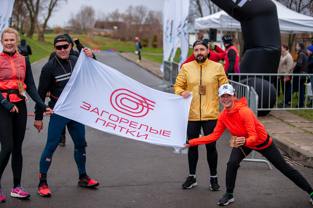 «Королева спорта» – легкая атлетика собрала в Суздале сильнейших спортсменов из разных регионов России. В минувшие выходные там прошел традиционный полумарафон. Участники соревновались на дистанциях 3 км, 10,5 км и 21,1 км.