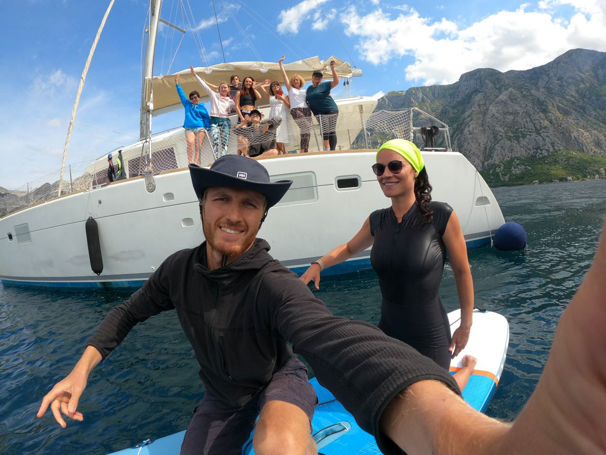 Плавание в компании дельфинов под огромной луной, шикарные восходы и закаты и даже извержение вулкана, которое можно наблюдать прямо с воды! О своих удивительных приключениях яхтенный капитан Наталья Шульга из Владимира поведала нашему изданию.