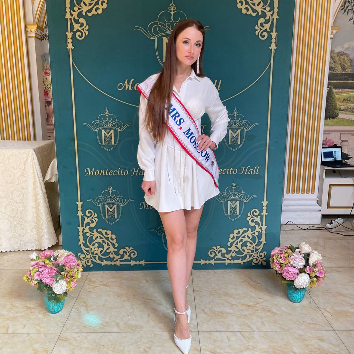 Перед началом Международного конкурса красоты «Миссис Европа — 2022» в Болгарии девушкам из России дали понять: «Призовых мест не ждите». Но Марина Лукьянова из Судогды всё же вошла в топ-10 финалисток и стала «Миссис Европа Совершенство»!