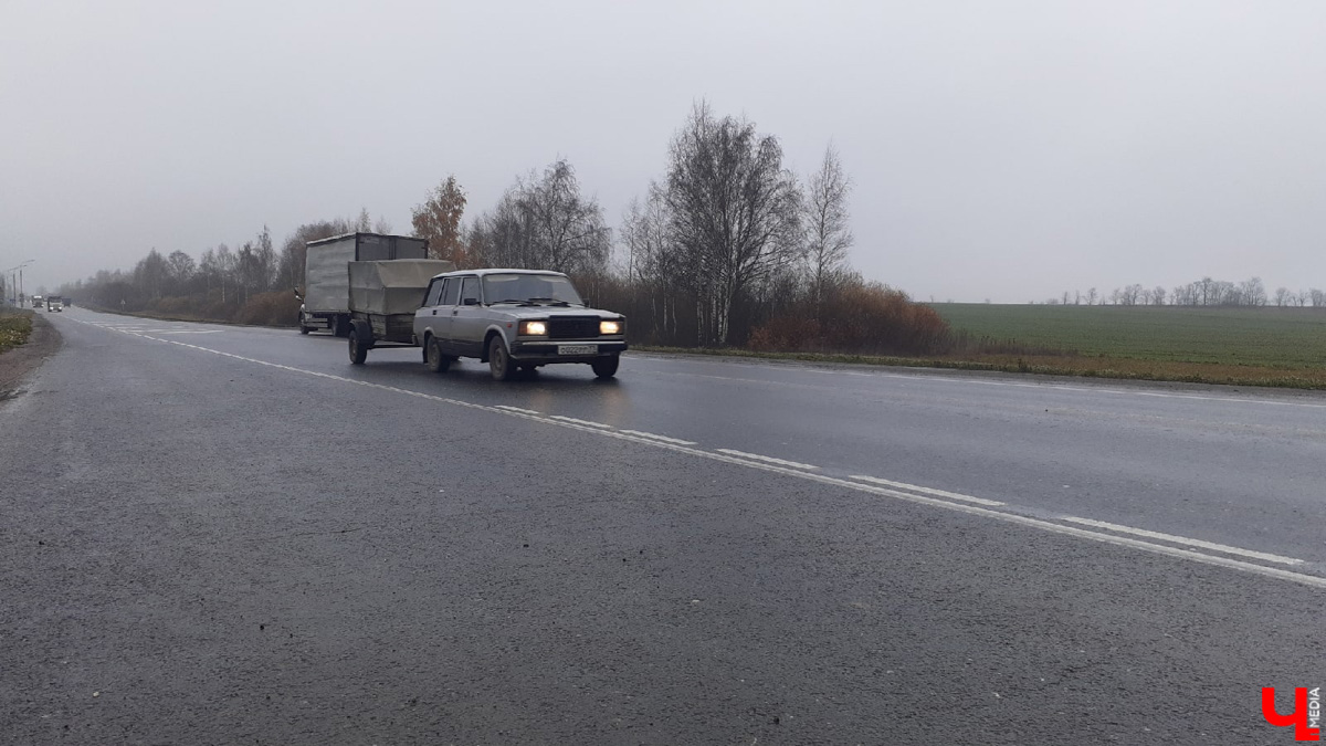 На этой неделе стало известно о масштабных работах, которые ожидаются на трассе Владимир — Суздаль. Дорогу обещают расширить до четырех полос. Со временем полотна обновляются или еще только будут обновляться на территории всего региона. Наша сегодняшняя подборка тому подтверждение.