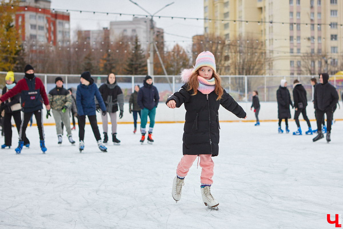 Три года назад во Владимире закрылся круглогодичный каток под крышей в ледовом комплексе «Полярис». Но собственник и областные власти, кажется, договорились о перезапуске объекта в привычном формате!
