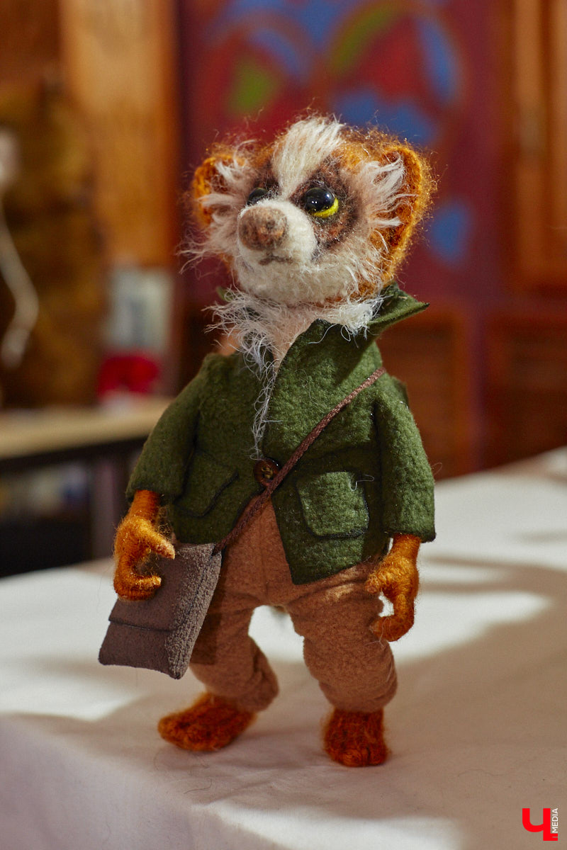 В минувшие выходные во Владимире состоялся второй камерный фестиваль «КуклУникум». На нем собрались не только местные коллекционеры, но и мастера со всего региона. «Ключ-Медиа» прошелся по «Княжеским палатам» и поближе рассмотрел большую часть авторских кукол. 