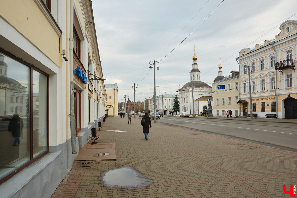 14 ноября 1788 года во Владимире родился Михаил Петрович Лазарев. Русский флотоводец и мореплаватель, он навсегда вписал свое имя в мировую историю как один из первооткрывателей Антарктиды. В день его рождения давайте прогуляемся по областной столице и посмотрим, как здесь чтут память о выдающемся земляке.