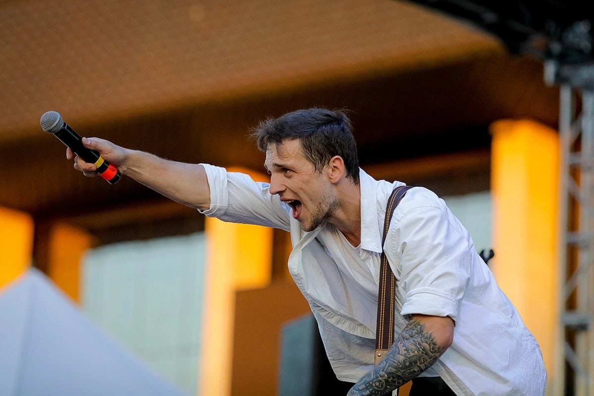 На владимирских афишах все чаще мелькает словосочетание «Иван-Чай». Из названия кажется, что это русская народная заводная хороводная группа. Но на деле все намного интереснее.