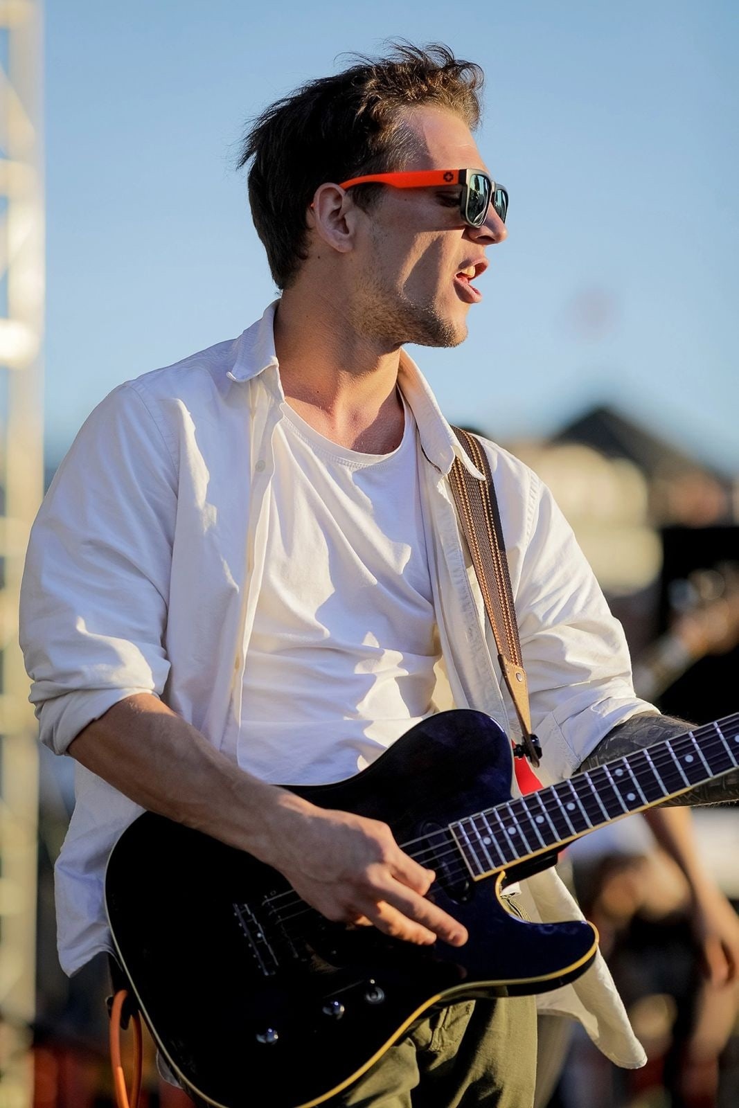 На владимирских афишах все чаще мелькает словосочетание «Иван-Чай». Из названия кажется, что это русская народная заводная хороводная группа. Но на деле все намного интереснее.