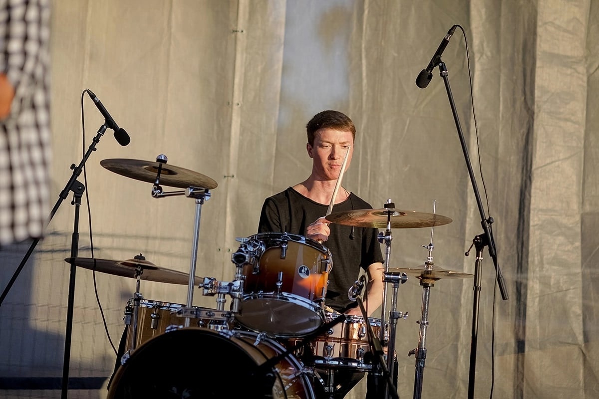 На владимирских афишах все чаще мелькает словосочетание «Иван-Чай». Из названия кажется, что это русская народная заводная хороводная группа. Но на деле все намного интереснее.