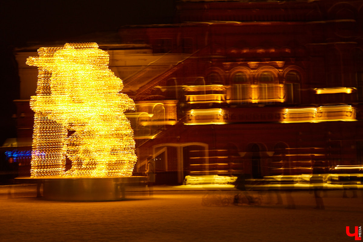 Проект «Новогодний автобус» — инициатива исключительно добровольная и строго позитивная! Хотите перемещаться по городу в сказочном транспорте? Читайте внимательно и узнаете, как помочь местным организаторам осуществить эту идею.
