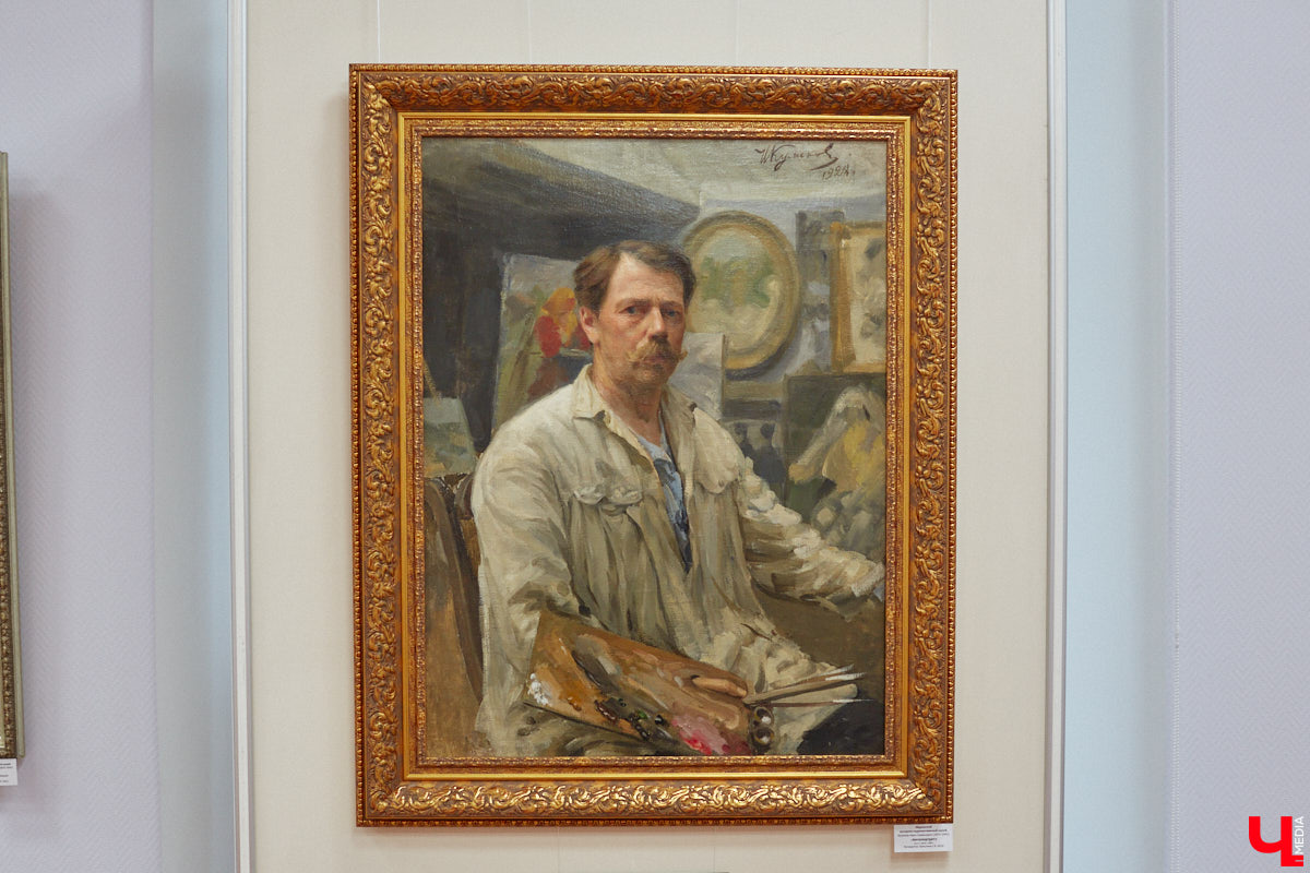 Что испытывает художник, работая с полотнами великих авторов? Как «придумывает» отсутствующие на них фрагменты? Зачем учит химию с биологией? «Ключ-Медиа» собрал 10 шедевральных инсайдов о реставрации от владимирского художника-реставратора Светланы Красулиной, труды которой до 11 декабря можно увидеть в стенах Центра ИЗО.