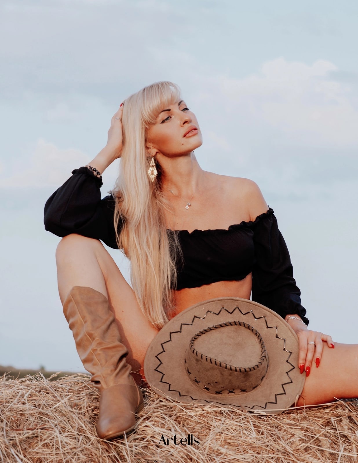 Снимки владимирской модели Анны Ухаловой опубликовал международный глянцевый журнал. И это не первый успех красивой девушки из областного центра. С «Ключ-Медиа» Анна поделилась секретами по привлечению внимания мировой общественности.