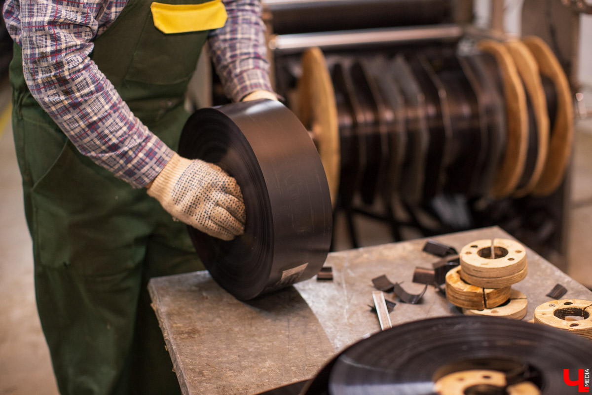 Вам когда-нибудь отказывали в устройстве на работу по половому признаку? Если да, вы явно не одиноки. Но гендерные стереотипы во Владимире отходят на второй план! Делимся интересными цифрами по этому и ещё нескольким интересным job-поводам.