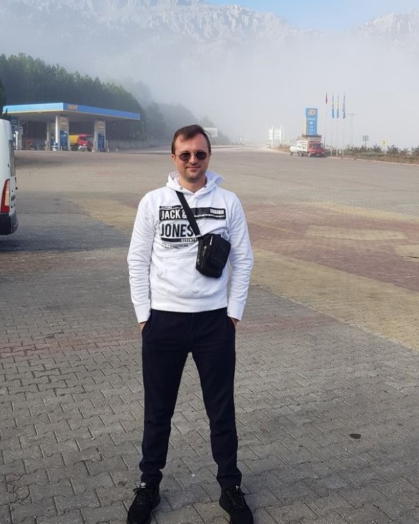 Житель Владимира Дмитрий Азов переехал в Германию пять лет назад. За это время он женился, прекрасно выучил немецкий язык и устроился на работу. Но ностальгия по родине не прошла. Что не хватает простому русскому парню за рубежом?