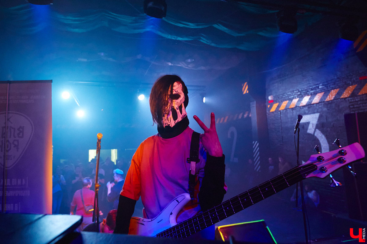 У хорошего начала должно быть не менее достойное продолжение. Если говорить о фестивале-конкурсе «ВладРок’2022», то второй отборочный тур даже в чем-то превзошел первый концертный день. Как мы и обещали, «Ключ-Медиа» продолжает рассказ об этом нетривиальном для местной музыкальной тусовки событии.