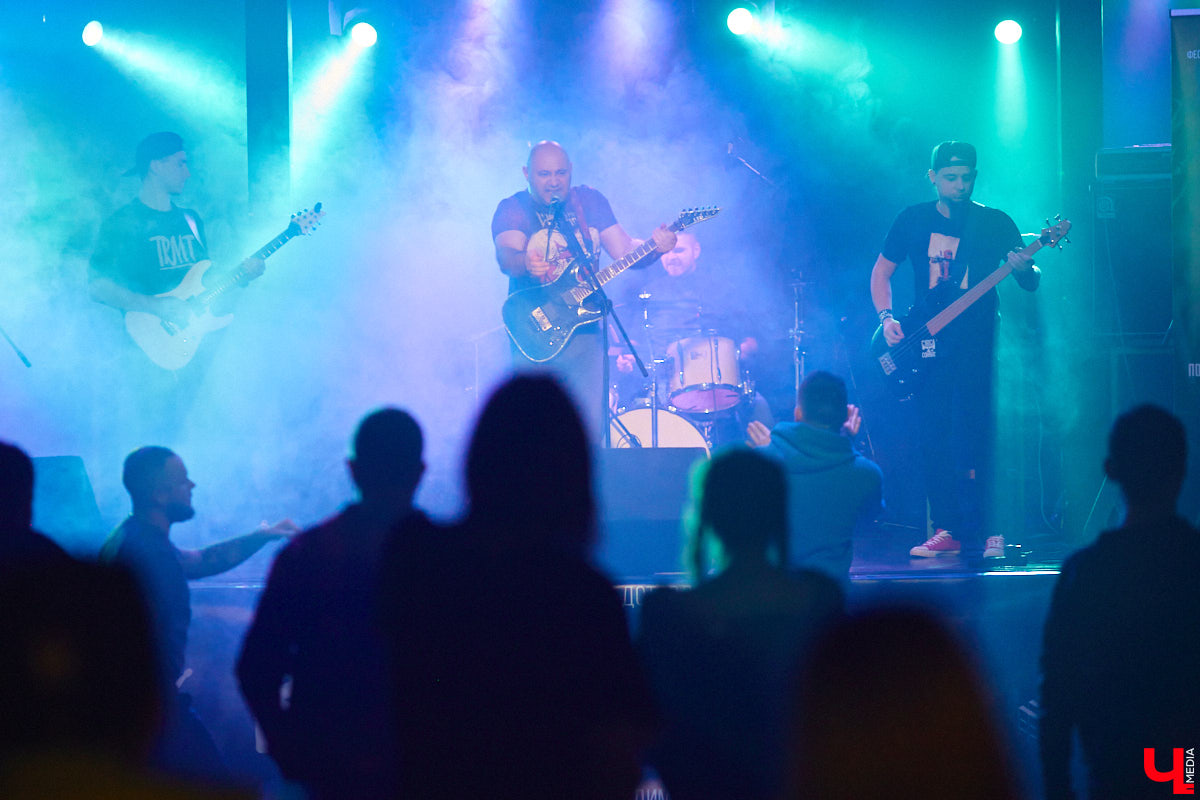 У хорошего начала должно быть не менее достойное продолжение. Если говорить о фестивале-конкурсе «ВладРок’2022», то второй отборочный тур даже в чем-то превзошел первый концертный день. Как мы и обещали, «Ключ-Медиа» продолжает рассказ об этом нетривиальном для местной музыкальной тусовки событии.