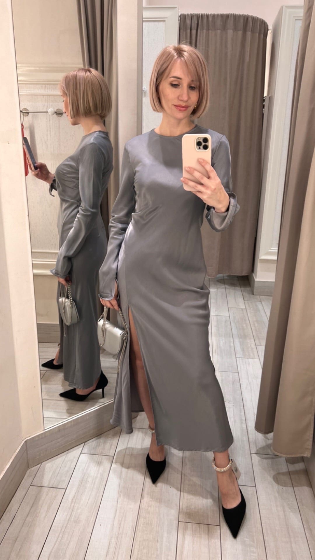 Уж полночь близится, а того самого наряда для встречи Нового года все нет? Воспользуйтесь советами стилиста Елены Капп по выбору модного look’а для грядущего торжества.