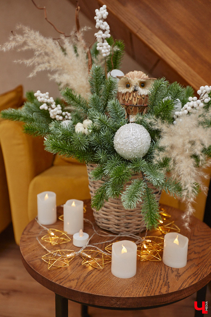 В конце 2020 года известная многим по социальным сетям блогер Ксения Богатова купила дом площадью 130 «квадратов» под Владимиром. А спустя пару лет мы заглянули к ней в гости, чтобы посмотреть, как она обустроилась на новом месте.