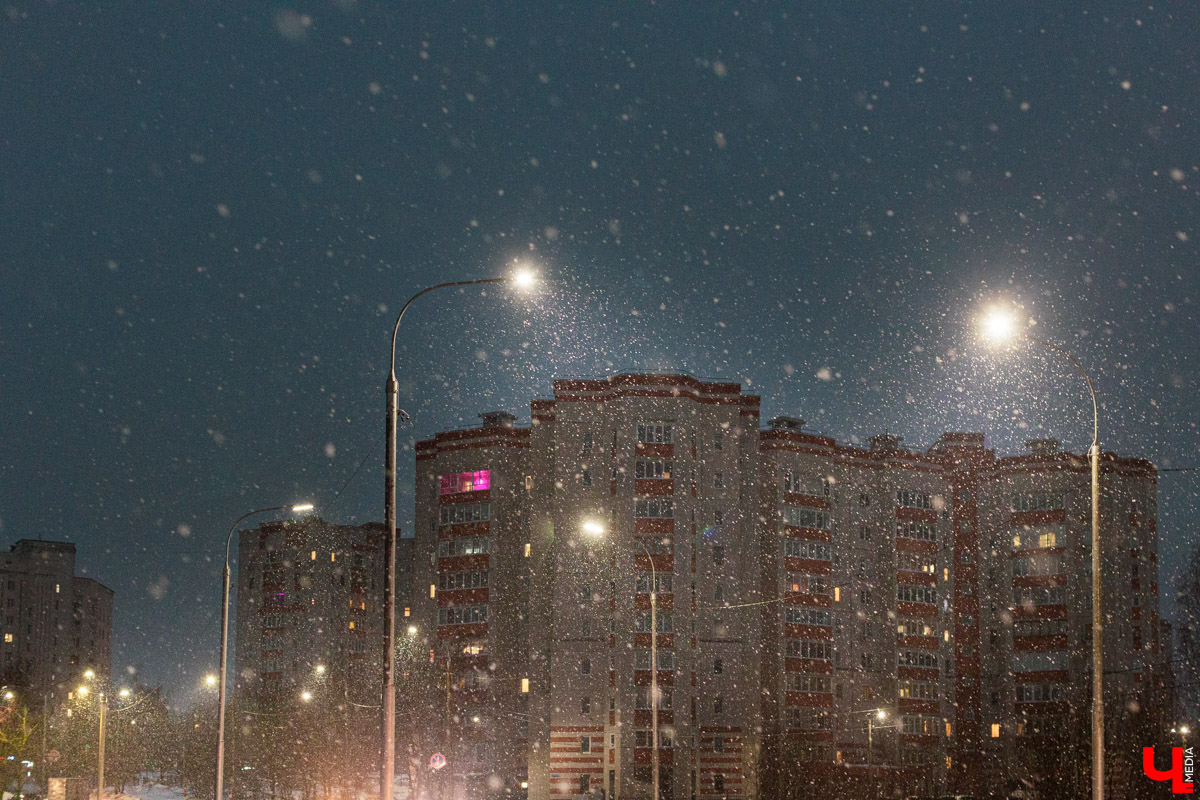 Какой будет погода в последнюю неделю 2022 года? А в саму новогоднюю ночь? И что принесет нам январь: очередные снегопады, ледяные дожди, или он сможет удивить нас чем-нибудь новым? Вопросов слишком много, поэтому рассказываем обо всем по порядку.