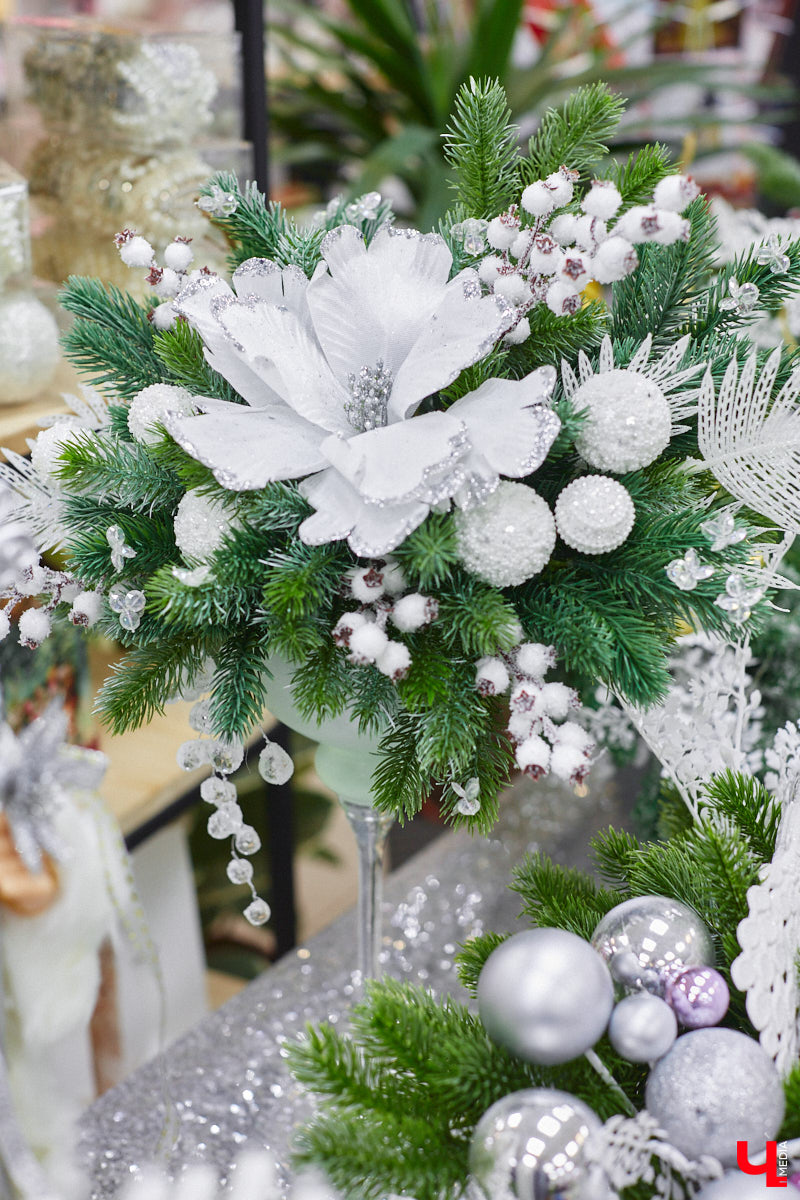 Юлия Краснова рассказала «Ключ-Медиа», как решилась открыть самый большой магазин цветов и декора в области, каково быть женщиной-руководителем, как создать крутую команду и какое отношение цветы имеют к Новому году.