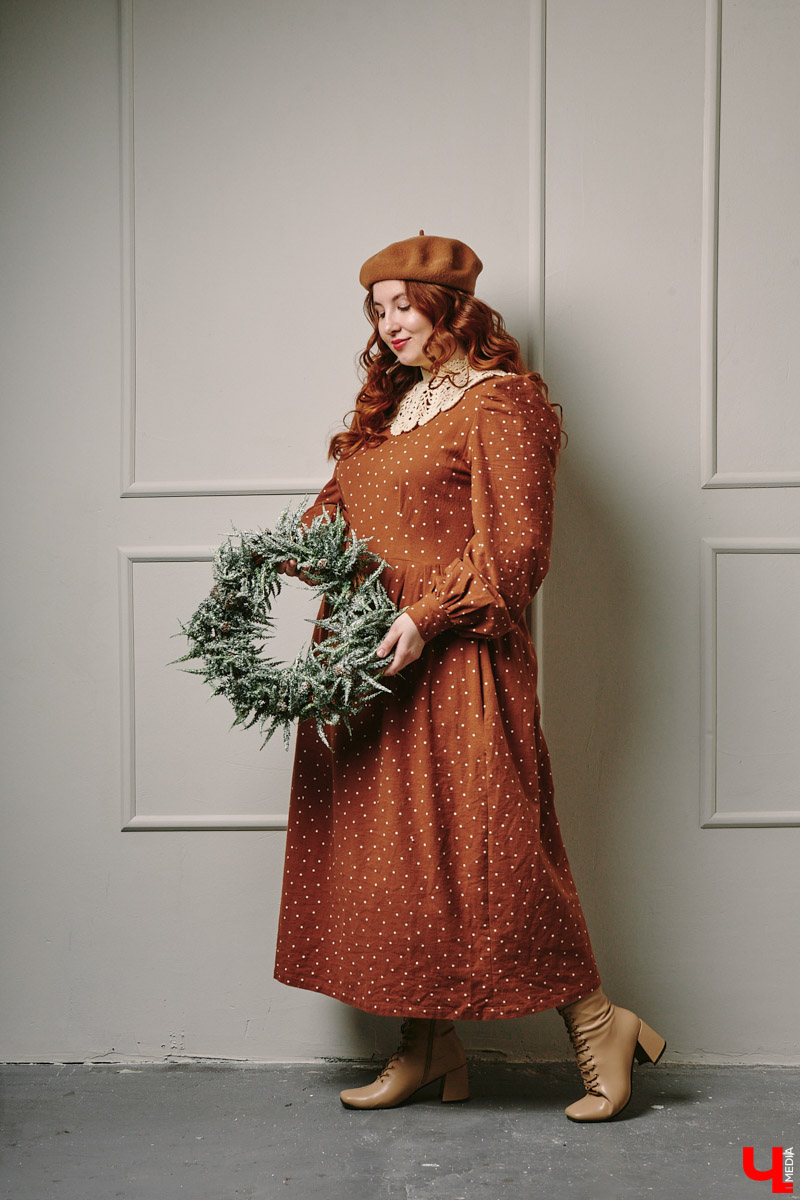 Новый год – время чудес. Так почему бы не воспользоваться этим и не переместиться на одну ночь в прошлое? Эпоху можете выбрать сами: 20-е, 50-е, 60-е годы. А вот с нарядом поможет креативный имиджмейкер из Владимира. Даешь праздник в стиле ретро!