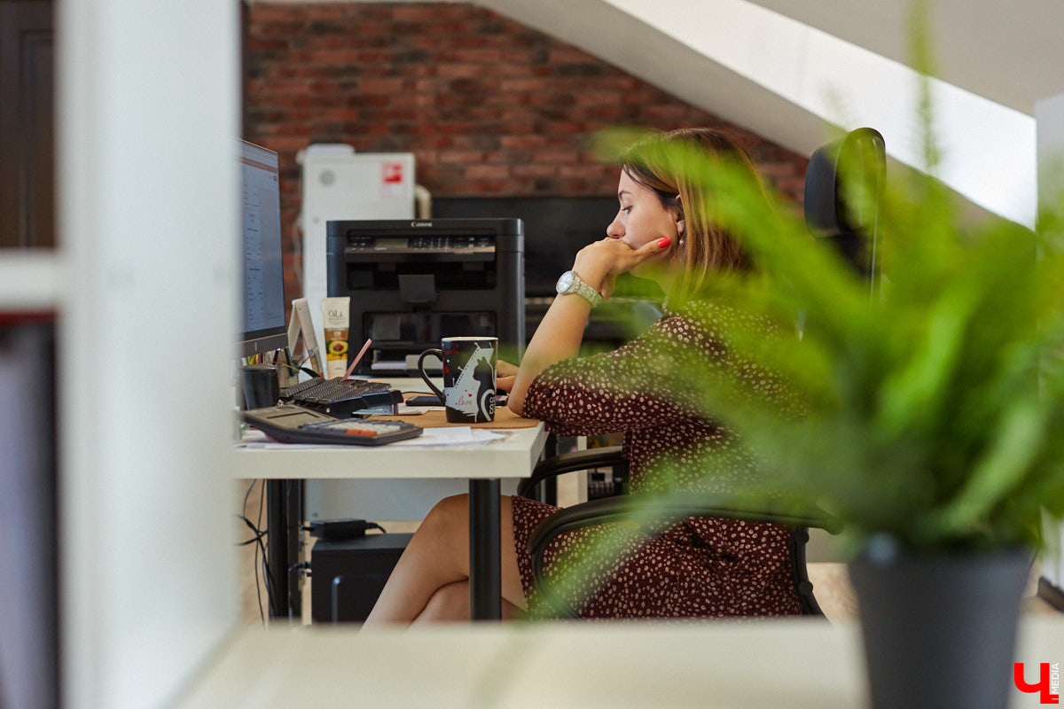 У некоторых работающих владимирцев чуть больше шансов остаться на плаву в 2023 году, чем у всех остальных. Какие же профессии вошли в рейтинг наиболее востребованных?