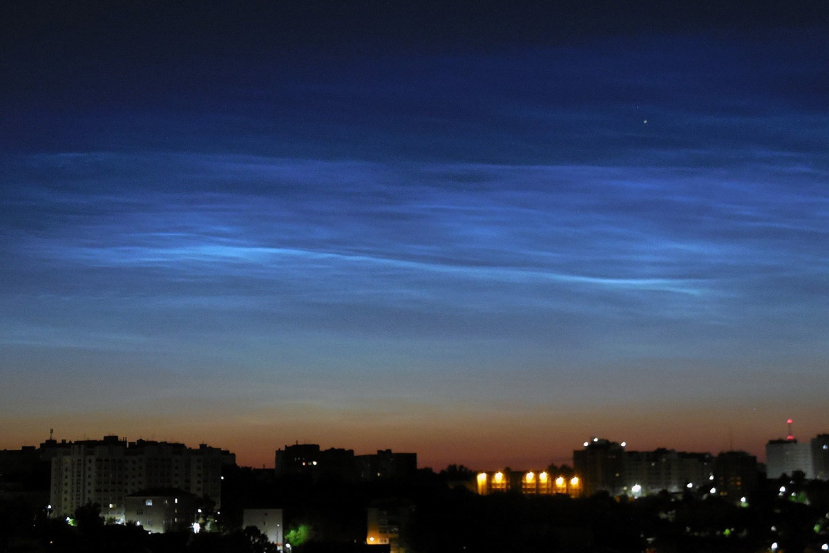 Вместо типичного прогноза погоды предлагаем сегодня подвести итоги 2022 года. В центре внимания самые редкие природные и оптические явления, а также много красивых фотографий, напоминающих о том, как это было.