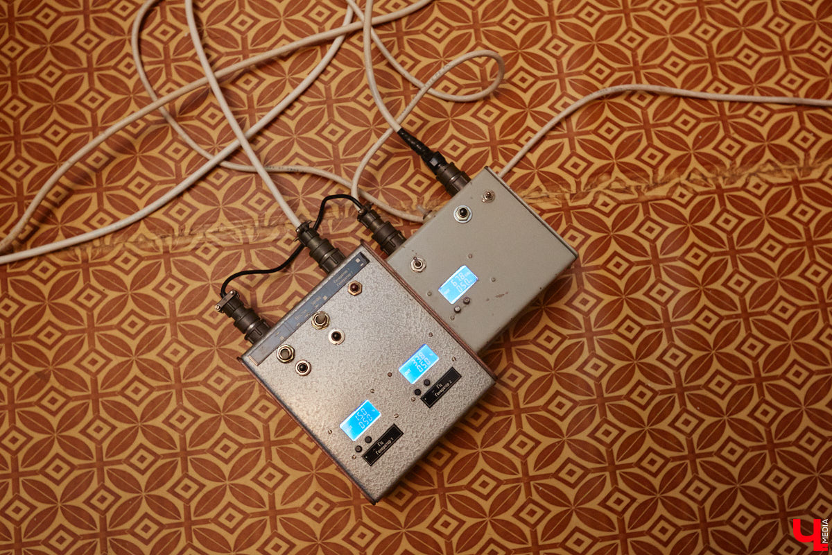 Есть ли жизнь на Марсе, нет ли жизни на Марсе? Этот философский вопрос в новогодние праздники задают не только почитатели легендарного фильма, но и астроном-любитель из Владимира Антон Андрианов. За всеми объектами на небе он теперь следит с помощью самого мощного телескопа, который сам же и собрал.