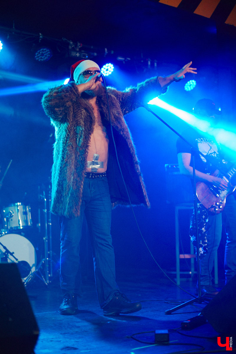 В последний день новогодних праздников в областном центре состоялся уже третий по счету этап фестиваля-конкурса «ВладРок’2022». «Ключ-Медиа» продолжает вести летопись уникального для города события, на этот раз прошедшего с элементами экстрима!