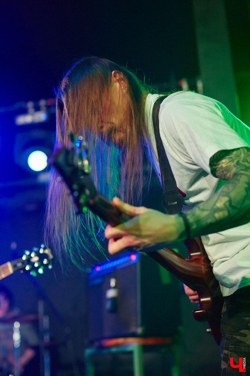 В последний день новогодних праздников в областном центре состоялся уже третий по счету этап фестиваля-конкурса «ВладРок’2022». «Ключ-Медиа» продолжает вести летопись уникального для города события, на этот раз прошедшего с элементами экстрима!