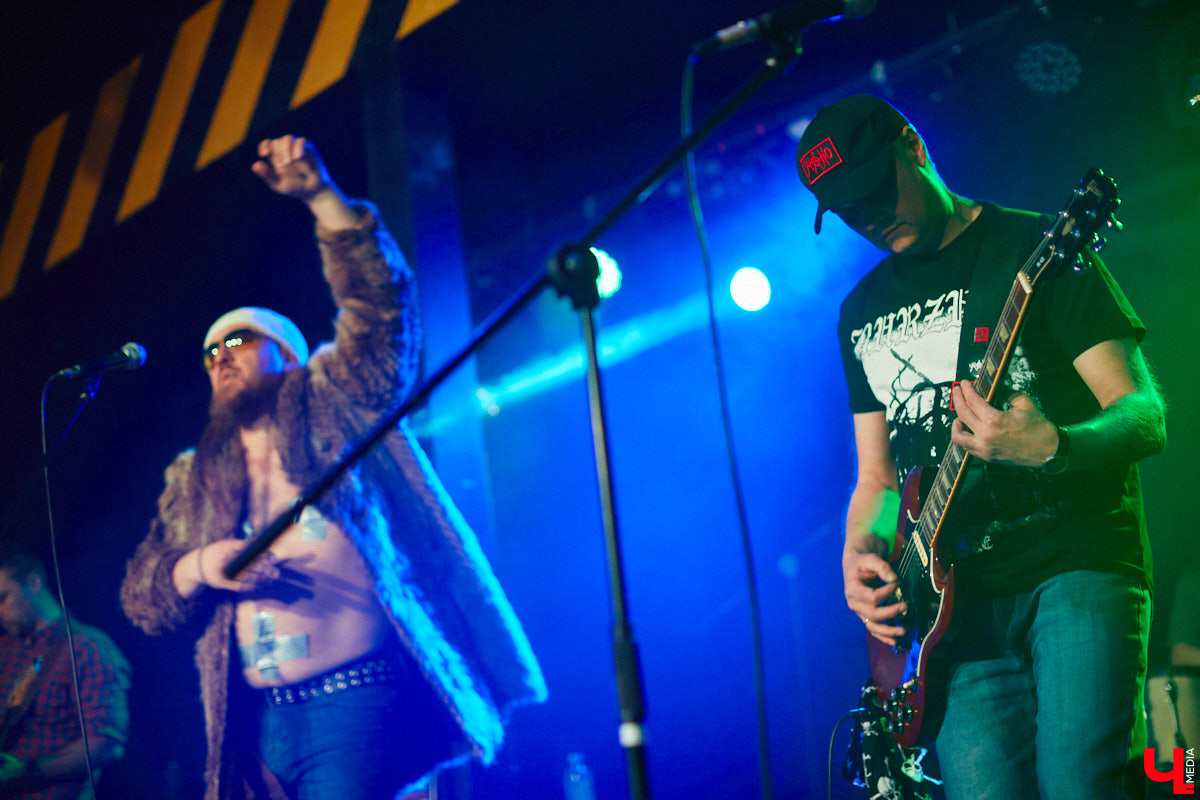 В последний день новогодних праздников в областном центре состоялся уже третий по счету этап фестиваля-конкурса «ВладРок’2022». «Ключ-Медиа» продолжает вести летопись уникального для города события, на этот раз прошедшего с элементами экстрима!