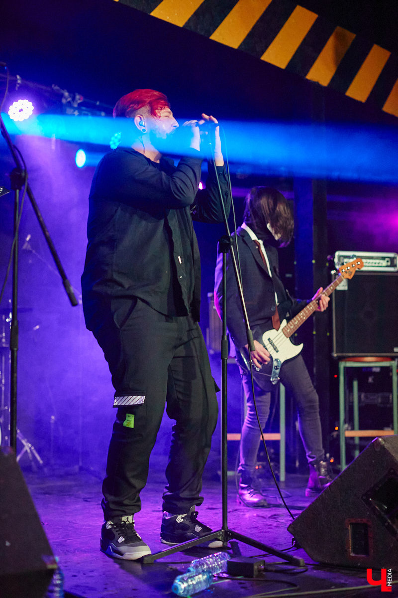 В последний день новогодних праздников в областном центре состоялся уже третий по счету этап фестиваля-конкурса «ВладРок’2022». «Ключ-Медиа» продолжает вести летопись уникального для города события, на этот раз прошедшего с элементами экстрима!