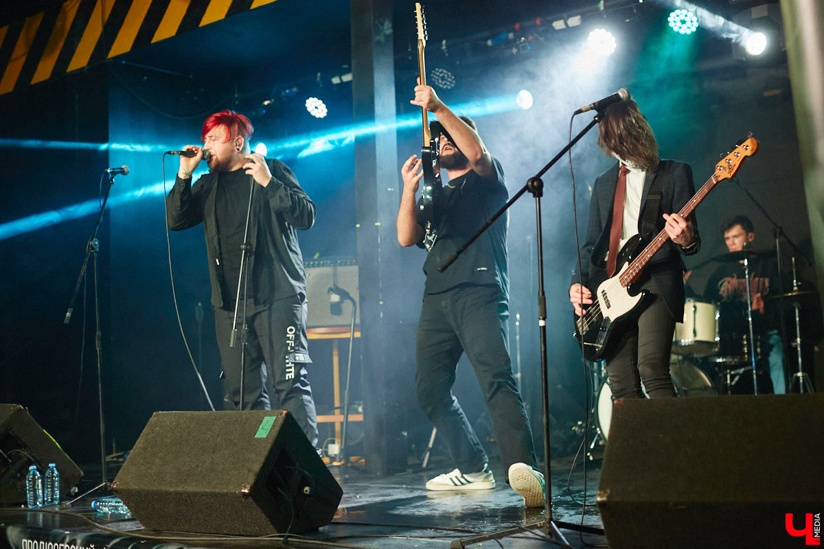 В последний день новогодних праздников в областном центре состоялся уже третий по счету этап фестиваля-конкурса «ВладРок’2022». «Ключ-Медиа» продолжает вести летопись уникального для города события, на этот раз прошедшего с элементами экстрима!