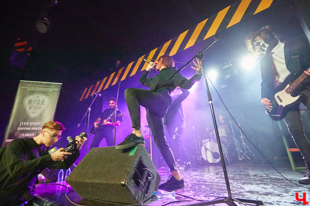 В последний день новогодних праздников в областном центре состоялся уже третий по счету этап фестиваля-конкурса «ВладРок’2022». «Ключ-Медиа» продолжает вести летопись уникального для города события, на этот раз прошедшего с элементами экстрима!