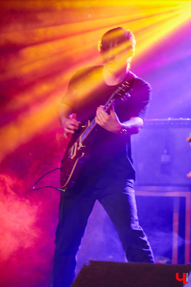 В последний день новогодних праздников в областном центре состоялся уже третий по счету этап фестиваля-конкурса «ВладРок’2022». «Ключ-Медиа» продолжает вести летопись уникального для города события, на этот раз прошедшего с элементами экстрима!