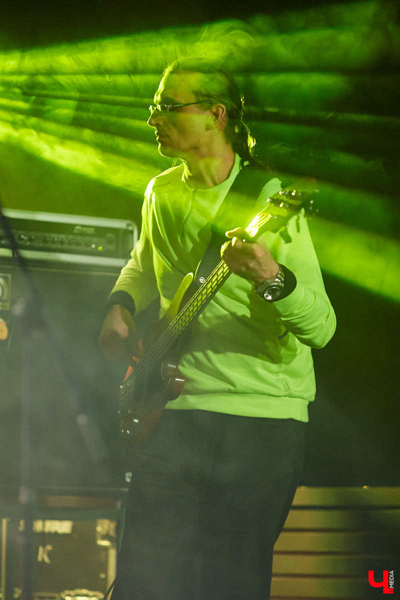 В последний день новогодних праздников в областном центре состоялся уже третий по счету этап фестиваля-конкурса «ВладРок’2022». «Ключ-Медиа» продолжает вести летопись уникального для города события, на этот раз прошедшего с элементами экстрима!